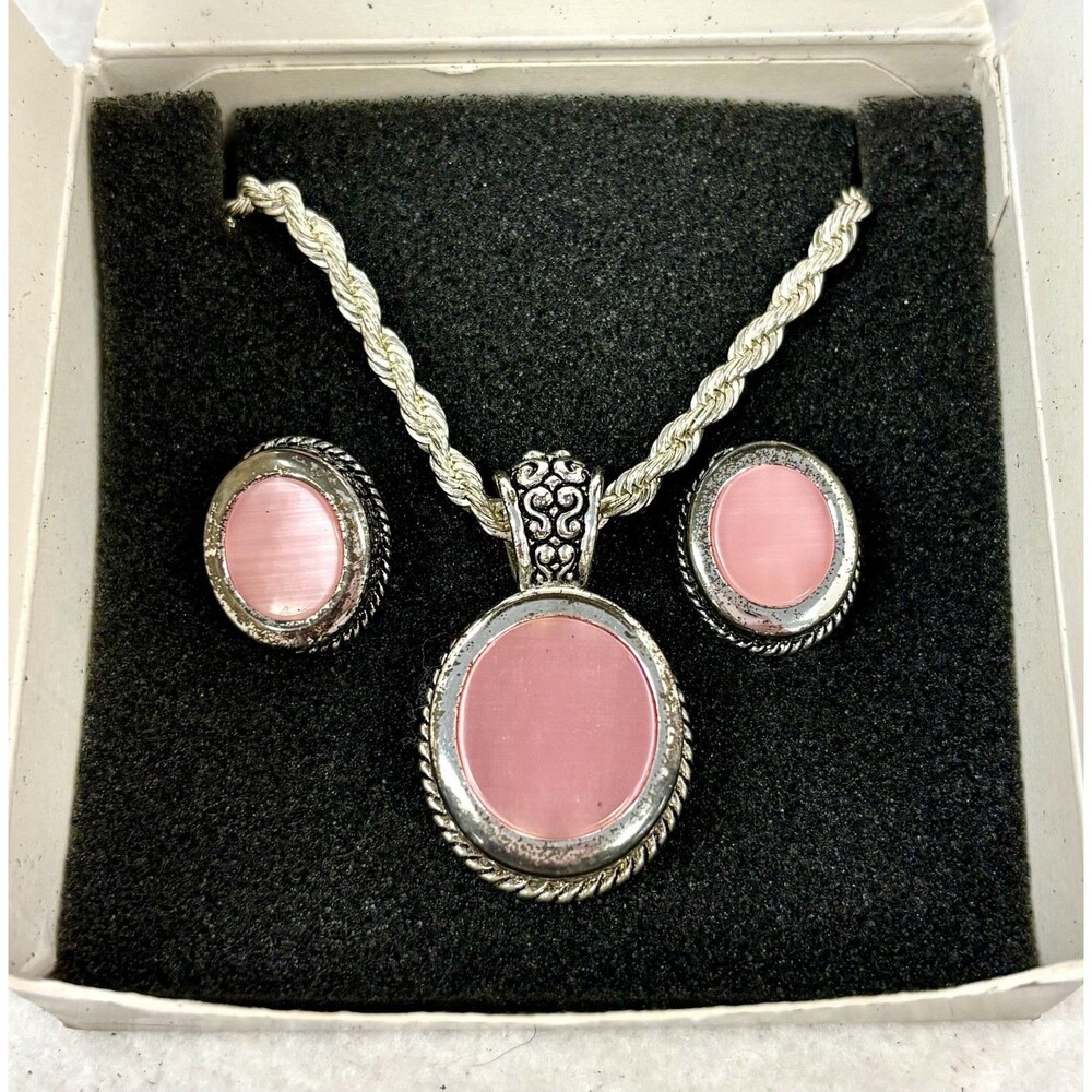 Vintage Avon Pink Cat Eye Cabochon Necklace Earrings Set Silver Tone Box